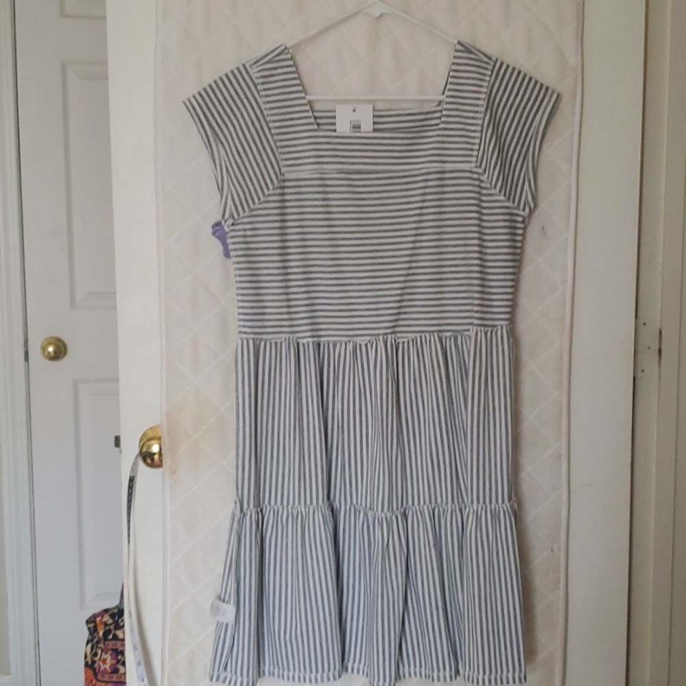 Ruffle dress grey and cream NEW